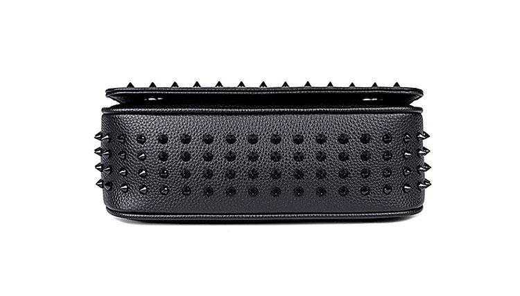 Whatna メンズショルダーバッグ PUレザー スタッズデザイン 横型 斜め掛け ミニバッグ カジュアル SHD304-4