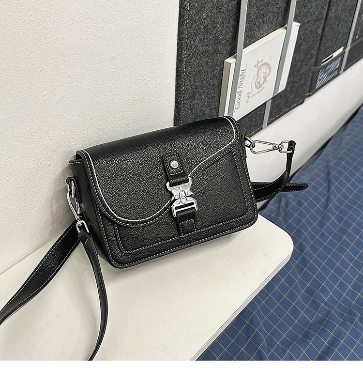 Whatna ミニショルダーバッグ メンズ レディース PUレザー 斜め掛け 差し込み式バックル ストラップ着脱式  10620-1