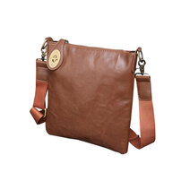 whatna ショルダーバッグ メンズ ポシェット 革 人気型 耐久性 レザー 縦型 メッセンジャーバッグ 斜め掛け iPad 収納 通学 通勤鞄 軽量 実用 自転車 かばん男性用 ブラウン2080