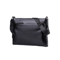 Whatna 2way 革 ショルダーバッグ メンズ ポシェット A4 iPad 収納可 人気型 耐久性 ビジネスバッグ メッセンジャーバッグ 斜め掛け 黒 ブラック 全2色（HA-023）