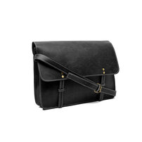 Whatna ショルダーバッグ メンズ メッセンジャーバッグ 大容量 盗難防止 皮 革A4 サイズ 収納 通学 通勤鞄 軽量 実用 自転車 かばん男性用 ブラウン 黒（9935）