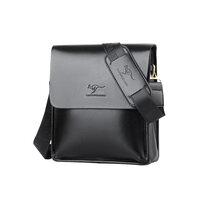 Whatna ショルダーバッグ メンズ メッセンジャーバッグ大容量 盗難防止 皮 革9.7インチIPAD収納可 サイズ 収納 通学 通勤鞄 軽量 実用 自転車 かばん男性用 黒（8865-2）