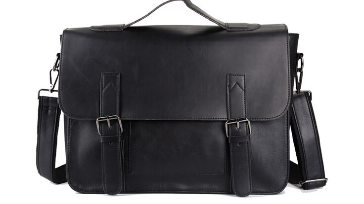 【極美品】ディーゼル　ブリーフケース　メッセンジャーバック 2way A4収納 Whatna ビジネス バッグ メンズ 2way ショルダー 手提げ大容量