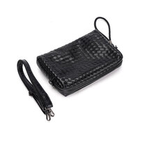 Whatna 2way 手作り編み込み 革 セカンドバッグ メンズ バッグ 小きめ [クラッチ ショルダー 肩掛け 結婚式 バッグ] ipad mini収納可 ビジネス カジュアル フォーマル 冠婚葬祭 バッグ紳士用 男性用 黒YH3096