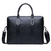 Whatna 手作り編み込み革ショルダーバッグ メンズ メッセンジャーバッグ 手提げバッグ A4 15.6インチpc 収納可 本革 ビジネス 通勤 通学 斜めがけ バッグ ワンショルダーバッグ自転車 かばん男性用 黒（025-5382）