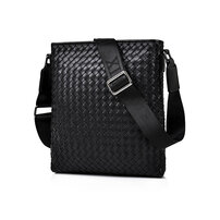 Whatna 手作り編み込み 革 ショルダーバッグ メンズ メッセンジャーバッグ 縦型 B5 10.5インチipad収納可 本 革 厚手 レザー ビジネスバッグ 小さい 斜めがけ バッグ 男性用 紳士用 黒 （6707）