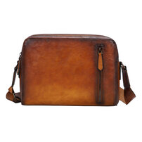 Whatna アンティーク風合い鞣し天然牛革 ショルダーバッグ メンズ メッセンジャーバッグ 横型 小さめ ビジネスバッグ 革通勤 通学 斜めがけバッグ オシャレ な シンプル な 軽量 実用 自転車 かばん男性用 ブラウン