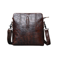 Whatna 牛革 クロコダイル型押しショルダーバッグ メンズ メッセンジャーバッグ 縦型 横型B5 A4 ビジネスバッグ 本革 本皮 通勤 通学 斜めがけバッグ オシャレ な シンプル な 実用 自転車 かばん男性用 ブラウン