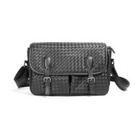 Whatna 手作り編み込み 革 ショルダーバッグ メンズ メッセンジャーバッグ 横型 A4 10.5インチipad収納可 本 革 厚手 レザー ビジネスバッグ 小さい 斜めがけ バッグ 男性用 紳士用 黒