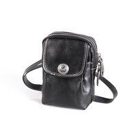 Whatna アンティーク風合い鞣し天 然 牛革ミニショルダーバッグ メンズ 3way斜め掛け ボディバッグ ミニ 胸バッグ ベルトループベルトループ ポーチ ミニウエストバッグ ミニサコッシュ カラビナ付き ショルダーベルト付属 イヤホン穴付