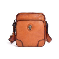 Whatna アンティーク風合い鞣し天 然 牛革ショルダーバッグ メンズ メッセンジャーバッグ 小さめ ビジネスバッグ B5 ipad 9.7収納可 本革通勤 通学 斜めがけバッグ 自転車 かばん男性用 ブラウン 13598