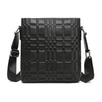 Whatna 2way 天然 牛革 ショルダーバッグ メンズ 斜め掛け胸バッグipad9.7 収納可 縦型 メンズ ビジネス かばん 小さめメッセンジャーバッグ カジュアル フォーマル 通学 通勤 結婚式 肩掛けバッグ 自転車かばん プレゼント紳士用 男性用