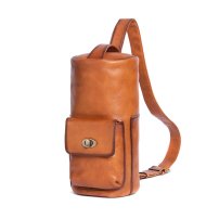 Whatna アンティーク風合い鞣し天 然牛 革 斜めがけ ボディバッグ ワンショルダー メンズ 左右付け替え可能 本革 厚手 レザー13378