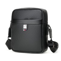 Whatna 2way 天然 牛革 ミニ ショルダーバッグ メンズ 斜め掛け胸バッグipad mini 収納可 縦型 メンズ ビジネス かばん 小さめメッセンジャーバッグ カジュアル フォーマル 通学 通勤 結婚式 肩掛けバッグ 自転車かばん プレゼント紳士用 男性用