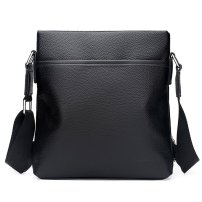 Whatna 2way 天然 牛革 ショルダーバッグ メンズ 斜め掛け胸バッグipad 9.7 収納可 縦型 メンズ ビジネス かばん 小さめメッセンジャーバッグ カジュアル フォーマル 通学 通勤 結婚式 肩掛けバッグ 自転車かばん プレゼント紳士用 男性用