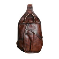 Whatna アンティーク風合い鞣し天 然牛 革 斜めがけ ボディバッグ ワンショルダー メンズ 左右付け替え可能 本革 厚手 レザーXB016