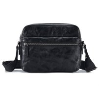 Whatna アンティーク風合い鞣し天 然 牛革ショルダーバッグ メンズ メッセンジャーバッグ 小さめ ビジネスバッグ ipad mini収納可 本革通勤 通学 斜めがけバッグ 自転車 かばん男性用 黒6692