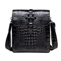 Whatna ワニ革 本革 ミニショルダーバッグ メンズ ポシェットポ メッセンジャーバッグ 縦型 ipad 9.7収納可 さめ ビジネスバッグクロコダイル革 本皮 通勤 通学 斜めがけバッグ かばん男性用 ブラウン 黒4337