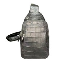 Whatna クロコダイル革 本革 斜めがけ ボディバッグ ワンショルダー メンズ ボディ斜め掛け 胸バッグ イヤホン穴付 厚手 レザー ワニ革 黑