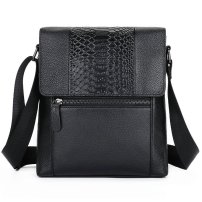 Whatna 天然 牛革 ショルダーバッグ メンズ 斜め掛け胸バッグ セカンド バッグ ipad 9.7 収納可 縦型 メンズ ビジネス かばん 小さめメッセンジャーバッグ カジュアル フォーマル 通学 通勤 結婚式 肩掛けバッグ 自転車かばん プレゼント紳士用 男性用