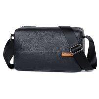 Whatna 天然 牛 革 ワンショルダーバッグ メンズ 斜め掛け ボディバッグ 胸バッグ 本 革 小さめビジネスバッグ ipad Mini収納可 肩掛け 通勤 通学 防水 バッグ 自転車 かばん男性用