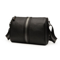 Whatna ワンショルダーバッグ メンズ ショルダーバッグ ボディー バッグ 斜め掛けバッグ 肩掛け胸バッグ メッセンジャーバッグ 小さい 革 レザー ショルダー肩掛けバッグ 男女兼用