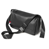 Whatna 革 ワンショルダーバッグ メンズ 斜め掛け ボディバッグ 胸バッグ レザー小さめビジネスバッグ ipad Mini収納可 肩掛け 通勤 通学 斜めがけバッグ 防水 バッグ 自転車 かばん男性用