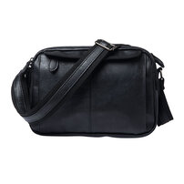 Whatna ワンショルダーバッグ メンズ 斜め掛け ボディバッグ 胸バッグ 革 小さめビジネスバッグ ipad 10.5枚収納可 2室仕切 肩掛け 通勤 通学 防水 バッグ 自転車 かばん男性用 Y6741