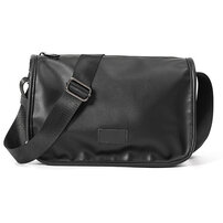 Whatna 革 ワンショルダーバッグ メンズ 斜め掛け ボディバッグ 胸バッグ 厚手 PUレザー メッセンジャーバッグ 横型 ipad 10.5収納可 肩掛け 通勤 通学 斜めがけバッグ 防水 バッグ 自転車 かばん男性用