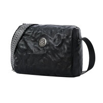 Whatna アンティーク風合い鞣し天 然 牛革 ショルダーバッグ メンズ 斜め掛けボディ胸バッグipad 9.7収納可 肩掛け 通勤 通学 ビジネスバッグ 小さめメッセンジャーバッグ自転車 かばん男性用 ブラック7125