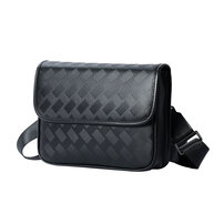 Whatna アンティーク風合い鞣し天 然 牛革 ショルダーバッグ メンズ 斜め掛けボディ胸バッグIpad9.7収納可 メインの開口部はマグネット式 肩掛け 通勤 通学 ビジネスバッグ 小さめメッセンジャーバッグ自転車 かばん男性用 ブラック7083