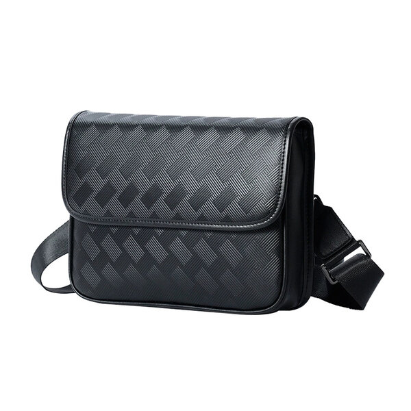 Whatna アンティーク風合い鞣し天 然 牛革 ショルダーバッグ メンズ 斜め掛けボディ胸バッグIpad9.7収納可 メインの開口部はマグネット式 肩掛け 通勤 通学 ビジネスバッグ 小さめメッセンジャーバッグ自転車 かばん男性用 ブラック7083元の画像