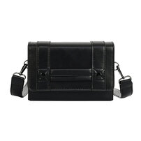 Whatna ボディバッグ メンズ ミニ 横型 2way ショルダーバッグ 胸掛け ハードタイプ マグネットフラップ PUレザー コンパクト 軽量 19×12cm 小型 斜め掛け 肩掛け 通勤 通学 旅行 カジュアル おしゃれ 鞄