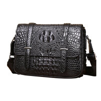 Whatna クロコダイル型押し 天 然 牛革フラップ斜めがけ ワンショルダー メンズ ボディバッグ 本 革 厚手 レザー A4サイズ収納可6300-3